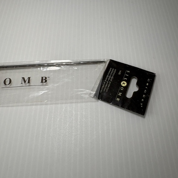 CRICKET Silkomb Pro-55 COMB Ivory Antimicrobial Protection NEW - Picture 2 of 5